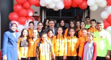 Vali Çiçek, “ERVA ile Birlikte Bütün Mahallelerde Spor Okulları Açacağız”