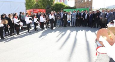 Vali Çiçek, Kayseri Kitap Fuarı’nın Açılışına Katıldı
