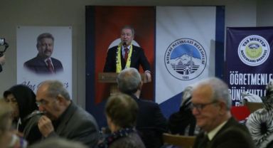 AKAR VE BÜYÜKKILIÇ, TAŞ MEKTEP MEZUNLARI DERNEĞİ ÖĞRETMENLER GÜNÜ PROGRAMINA KATILDI