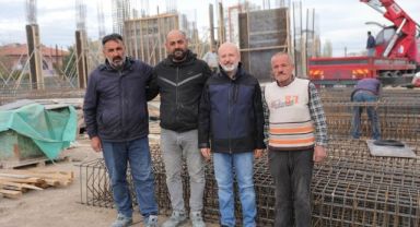 BAŞKAN ÇOLAKBAYRAKDAR, “DÖNÜŞÜMLE VATANDAŞLARIMIZA SÖZ VERMİŞ OLDUĞUMUZ KONUTLARIN HEPSİNİ TESLİM ETTİK”