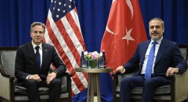 Dışişleri Bakanı Fidan, ABD Dışişleri Bakanı Blinken ile bir araya geldi! Öpme hamlesini böyle engelledi