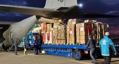 Gazze'ye sağlık yardımı taşıyan uçak Kayseri'den havalandı!