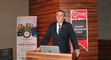 NNYÜ’DE “DİŞ HEKİMLERİ İÇİN SAĞLIKLI YAŞAM REHBERİ” SEMPOZYUMU YAPILDI