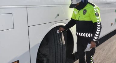 43 ilin geçiş güzergahında 'kış lastiği' denetimi