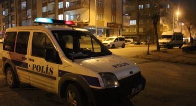 Ablasının dini nikahlı eşini ve yeğenini bıçakla yaraladı