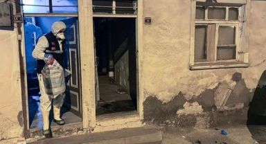 Babasını öldürdü, cesedini baltayla parçalayıp sobada yaktı! Ceset kalıntıları sobadan çıkarıldı