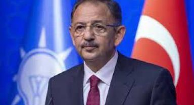 Bakan Özhaseki: İstanbul'da 600 bin konut çok riskli görünüyor