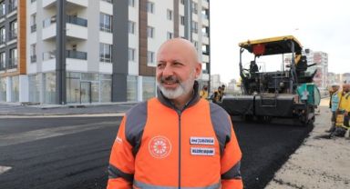 BAŞKAN ÇOLAKBAYRAKDAR, “ASFALTTA DA TARİHİ BİR REKOR KIRMANIN HAKLI GURURUNU YAŞIYORUZ”