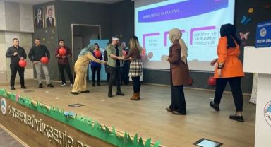 BÜYÜKŞEHİR’İN 8’İNCİ MUTLU EVLİLİK EĞİTİMLERİNE İLGİ YOĞUN OLDU