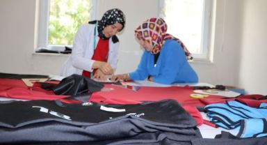 Emekli öğretmen kooperatif başkanı oldu, ekonomiye katkı sağlıyor