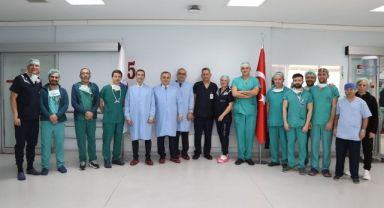 ERÜ Tıp Fakültesi’nde Robotik Teknoloji ile İlk Ameliyat Yapıldı