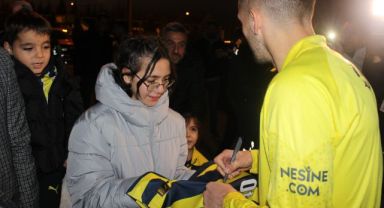 Fenerbahçe, Kayseri’de coşkuyla karşılandı