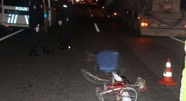 Kayseri' de otomobilin çarptığı bisikletli hayatını kaybetti