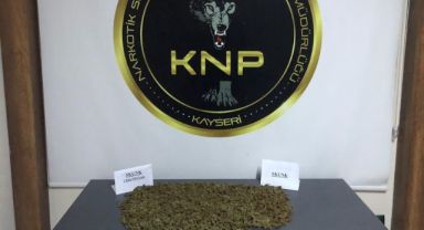 Kayseri'de stepneye zulalanmış 1,5 kilo uyuşturucu ele geçirildi