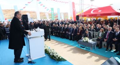 BAKAN MEHMET ÖZHASEKİ: “GAZİANTEP'E 20 BİNDEN FAZLA KONUT YAPIYORUZ”