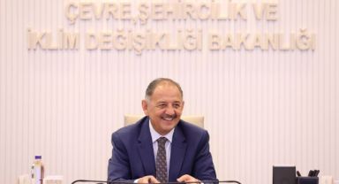 BAKAN MEHMET ÖZHASEKİ İLE GAZİANTEPLİ MUHTAR ARASINDA GÜLDÜREN DİYALOG