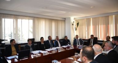 BÜYÜKŞEHİR ÖNCÜLÜĞÜNDE KADROLU İŞÇİLERİN TOPLU İŞ SÖZLEŞMESİ GÖRÜŞMELERİ BAŞLADI