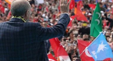 Cumhurbaşkanı Erdoğan sahaya iniyor! 7 bölge 50 ilde miting...