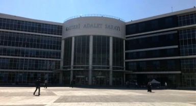 Kayseri'de pazar yerinde meydana gelen silahlı kavgada, 1'i çocuk 2 kişiyi yaralayan sanığa ceza yağdı