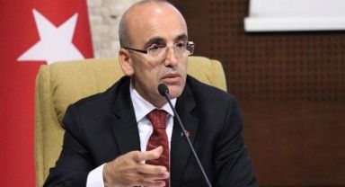 Şimşek: Büyüme zayıf seyredecek, gevşek para politikasına geçeceğiz