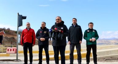 BAKAN MEHMET ÖZHASEKİ: