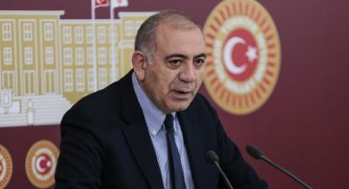 Gürsel Tekin CHP'den istifa etti