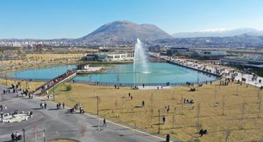 KAYSERİLİLER, ‘MİLLET BAHÇESİ’Nİ ÇOK SEVDİ