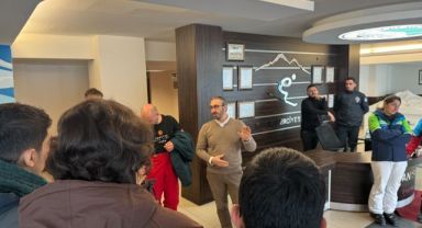 TÜRKİYE'NİN KÖKLÜ LİSESİNİN ÖĞRENCİLERİ ERCİYES’TE BULUŞTU