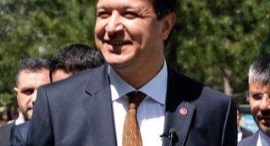VE BEKLENEN OLDU: ADAY MAHMUT ARIKAN