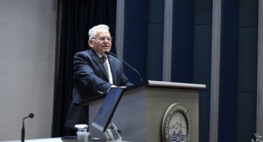 Başkan Büyükkılıç, 'Ben kimsenin afişini indirmedim'