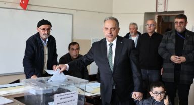 Başkan Yalçın, Oyunu Reşadiye’de Kullandı