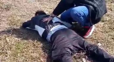 Kayseri'de uyuşturucu ticareti yapan şahıs kovalamaca sonucu yakalandı