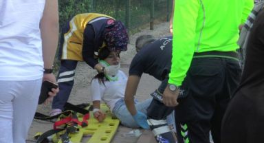 Kontrolden çıkan otomobil takla attı: