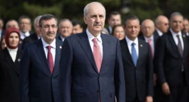 TBMM Başkanı Numan Kurtulmuş başkanlığındaki devlet erkanı, Anıtkabir'i ziyaret etti