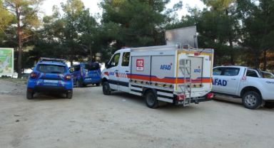 Uşak’ta otomobil gölete düştü, arama çalışması başlatıldı