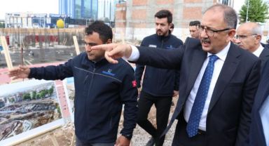 Bakan Özhaseki Malatya’da çarşı projesini inceledi