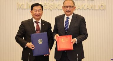 Bakan Özhaseki, Moğolistan İnşaat ve Kentsel Kalkınma Bakanı Davaasuren’i kabul etti