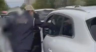 Firari eski emniyet müdürü araçla kaçarken yakalandı