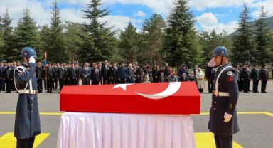 Kanser tedavisi gören asker hayatını kaybetti