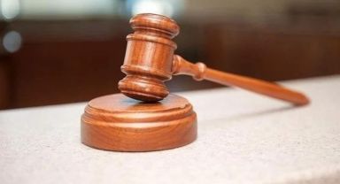 Sanık avukatından başörtülü hakimler için