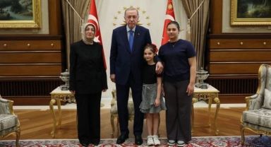 Sinan Ateş’in eşi Ayşe Ateş, Cumhurbaşkanı Erdoğan tarafından kabul edildi