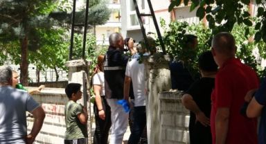  19 yaşındaki genç yatağında ölü bulundu