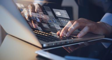 Dünya genelinde dev firmaların yazılım sistemleri çöktü havayolları, televizyonlar, bankalar, hastaneler...