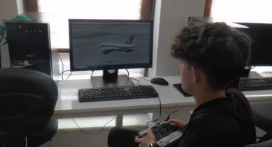 Geleceğin ‘Bayraktarları’ bu merkezde yetişiyor