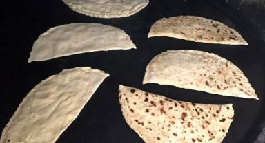 Geleneksel fırın ve tandır evi hizmeti takdir topluyor