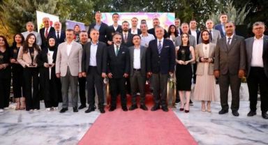 Kayseri Gazeteciler Cemiyetinde Ödüller Sahiplerini Buldu.