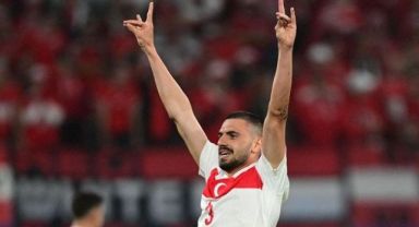 Merih Demiral attığı golün ardından 'bozkurt' işaretiyle sevindi