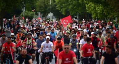 'Milletin Zaferi Bisiklet Turu'na yoğun ilgi