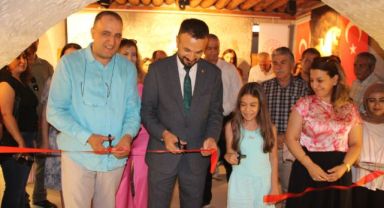 'Toprak aşka Geldi' seramik sergisi açıldı