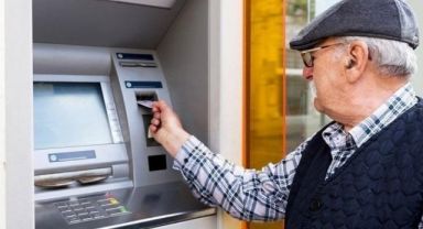 Tüm emeklililere 2 bin TL seyyanen zam mı olacak? AK Parti kulislerinde konuşuluyor